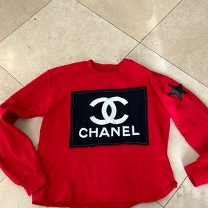 Cropped cute sweatshirt